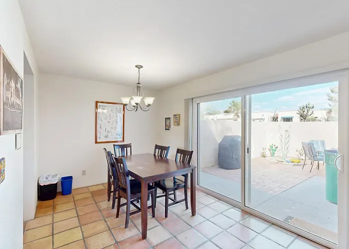 Esplendora Apartment *